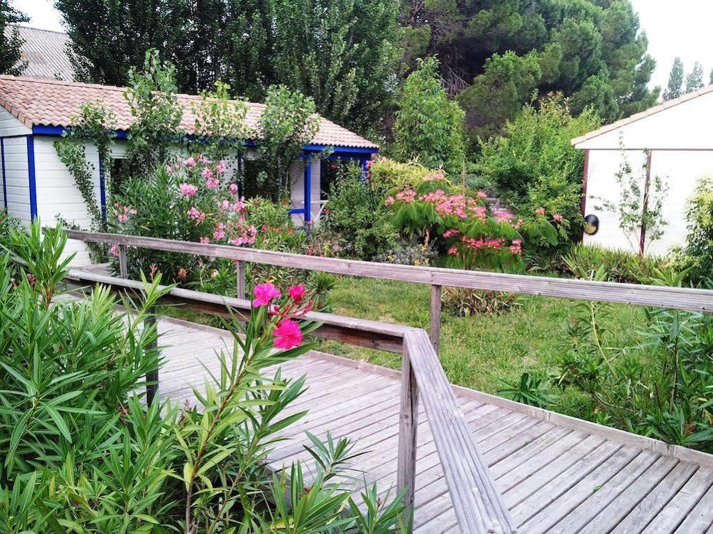 & - Git'ostal Apartahotel Carcasona